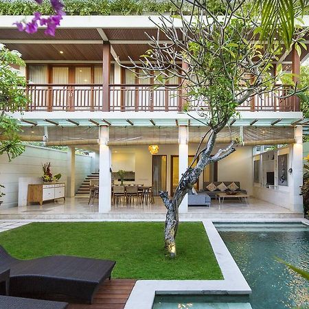Dream Villa Seminyak エクステリア 写真